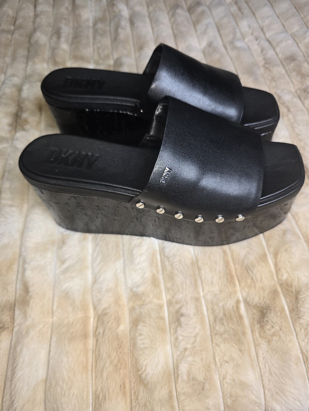 DKNY Alvy Studded Leather Platform Wedge Slide Sandals Black